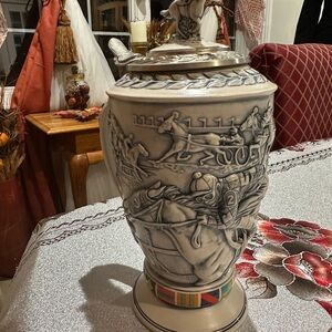 Vintage AVON Winners Circle Beer 1992 Horse Racing